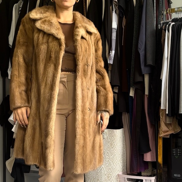 Vintage fur coat - Picture 4 of 4